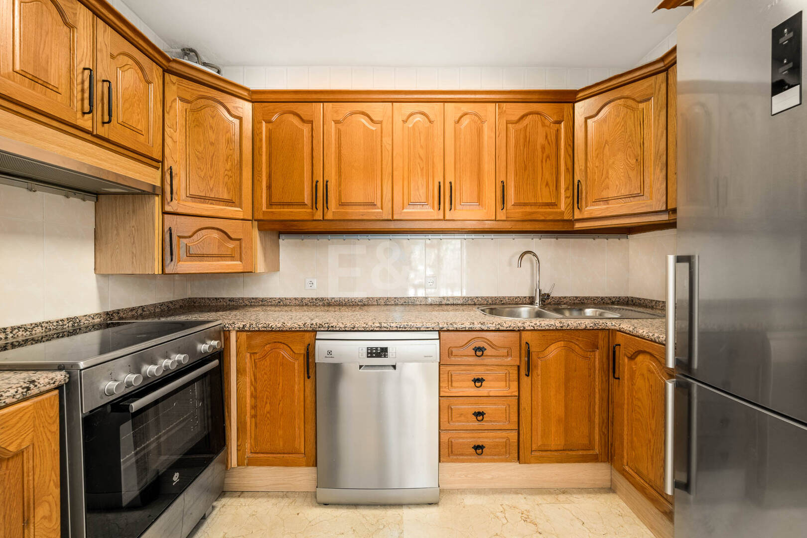 Rare Opportunity: Spacious Apartment with Garden, Pool & Sea Views