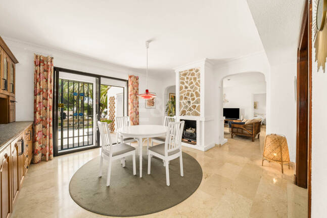 Rare Opportunity: Spacious Apartment with Garden, Pool & Sea Views