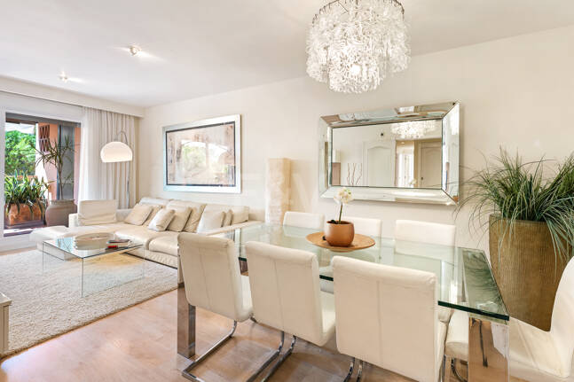 Exclusivo apartamento con terraza privada en Nagüeles
