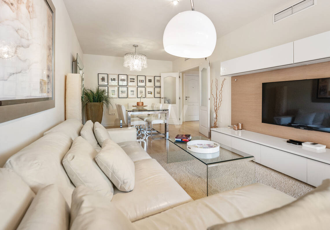 Exclusive Apartment with Private Terrace in Nagüeles