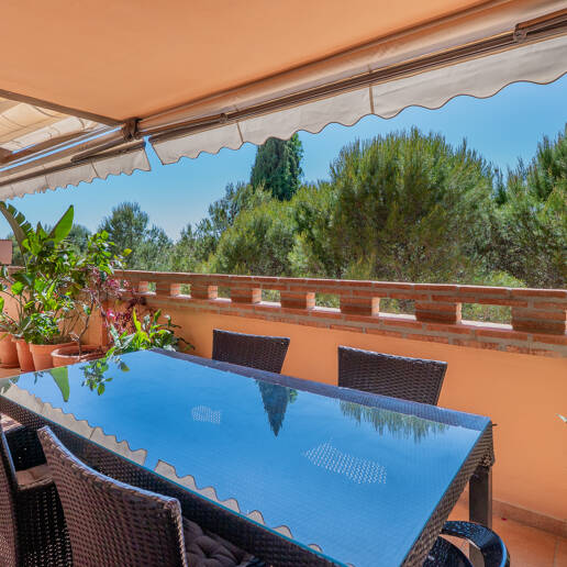 Exclusivo apartamento con terraza privada en Nagüeles