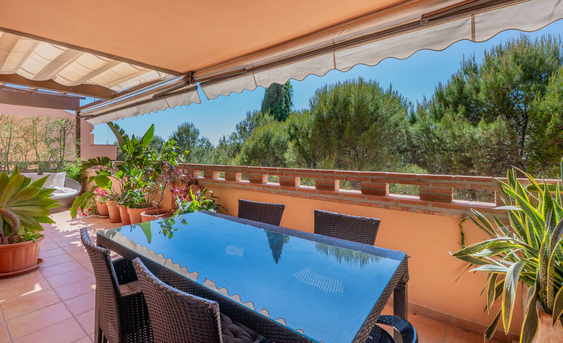 Exclusivo apartamento con terraza privada en Nagüeles