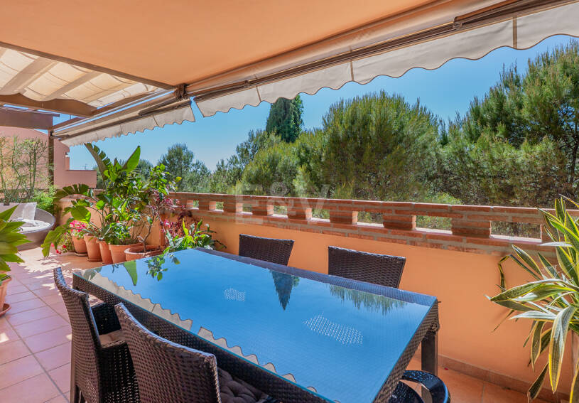 Exclusivo apartamento con terraza privada en Nagüeles
