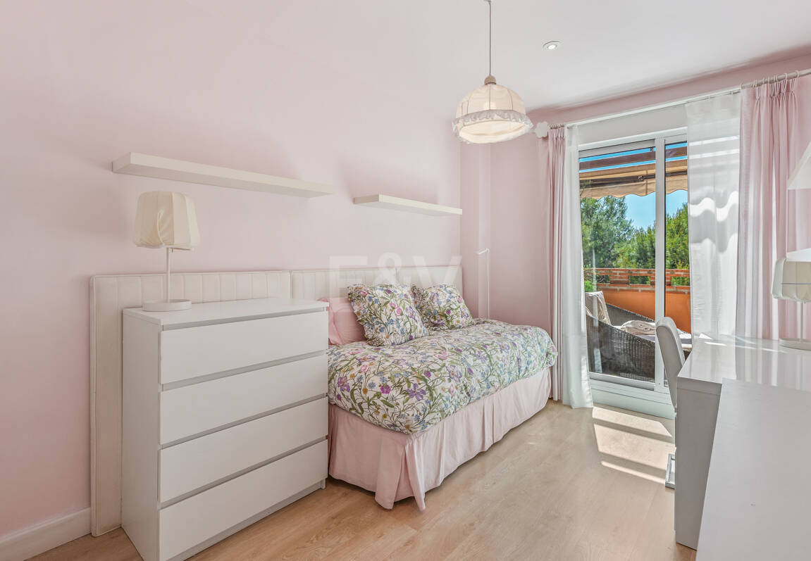 Exclusivo apartamento con terraza privada en Nagüeles
