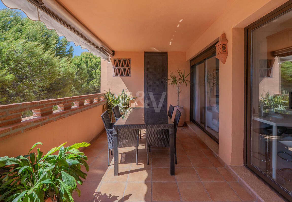 Exclusivo apartamento con terraza privada en Nagüeles
