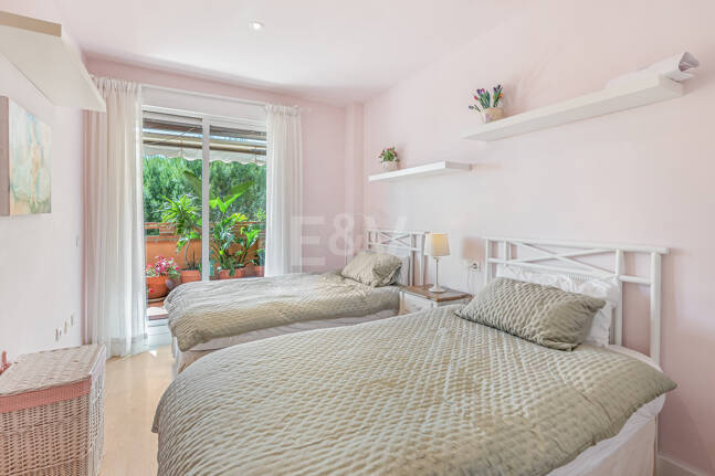 Exclusivo apartamento con terraza privada en Nagüeles