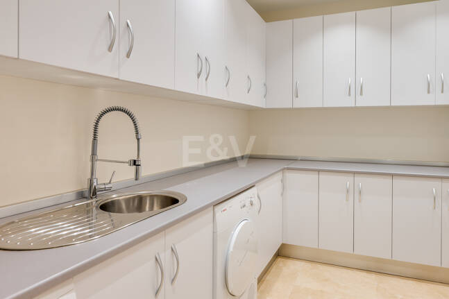 Luxury 5-Bedroom Ground Floor Duplex in Sierra Blanca, Golden Mile | Mid & Long-Term Rental