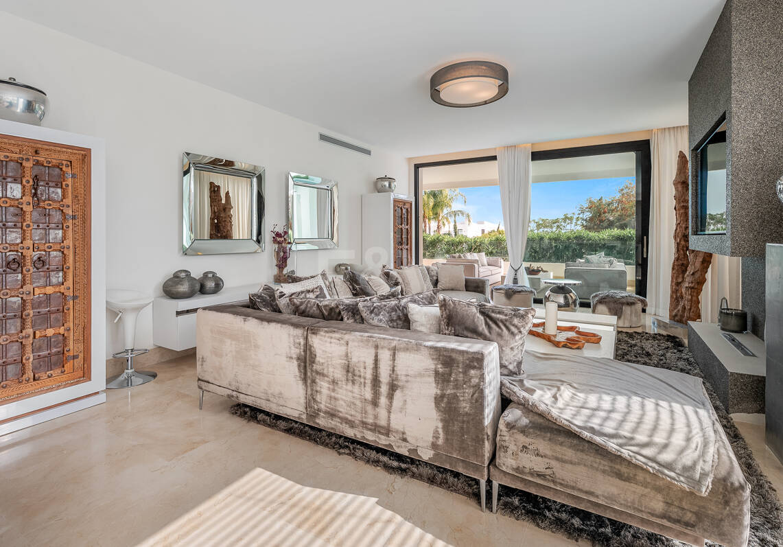 Luxury 5-Bedroom Ground Floor Duplex in Sierra Blanca, Golden Mile | Mid & Long-Term Rental