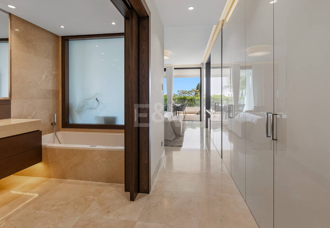 Luxury 5-Bedroom Ground Floor Duplex in Sierra Blanca, Golden Mile | Mid & Long-Term Rental