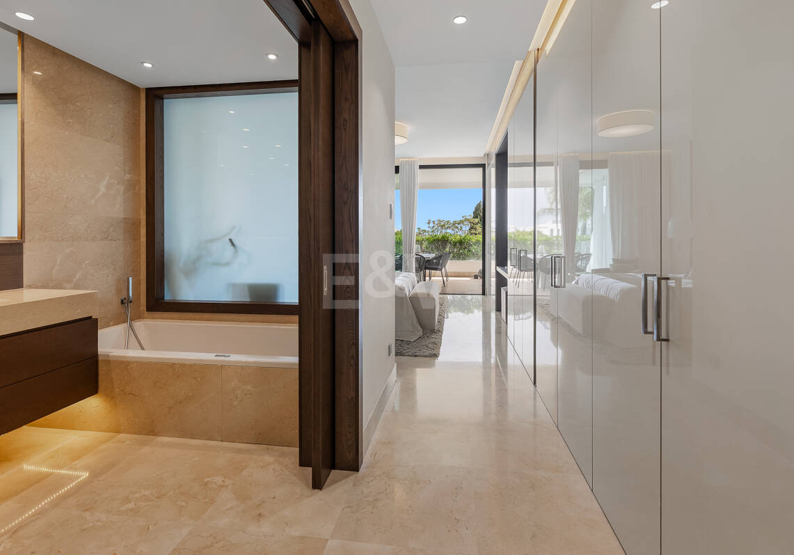 Luxury 5-Bedroom Ground Floor Duplex in Sierra Blanca, Golden Mile | Mid & Long-Term Rental