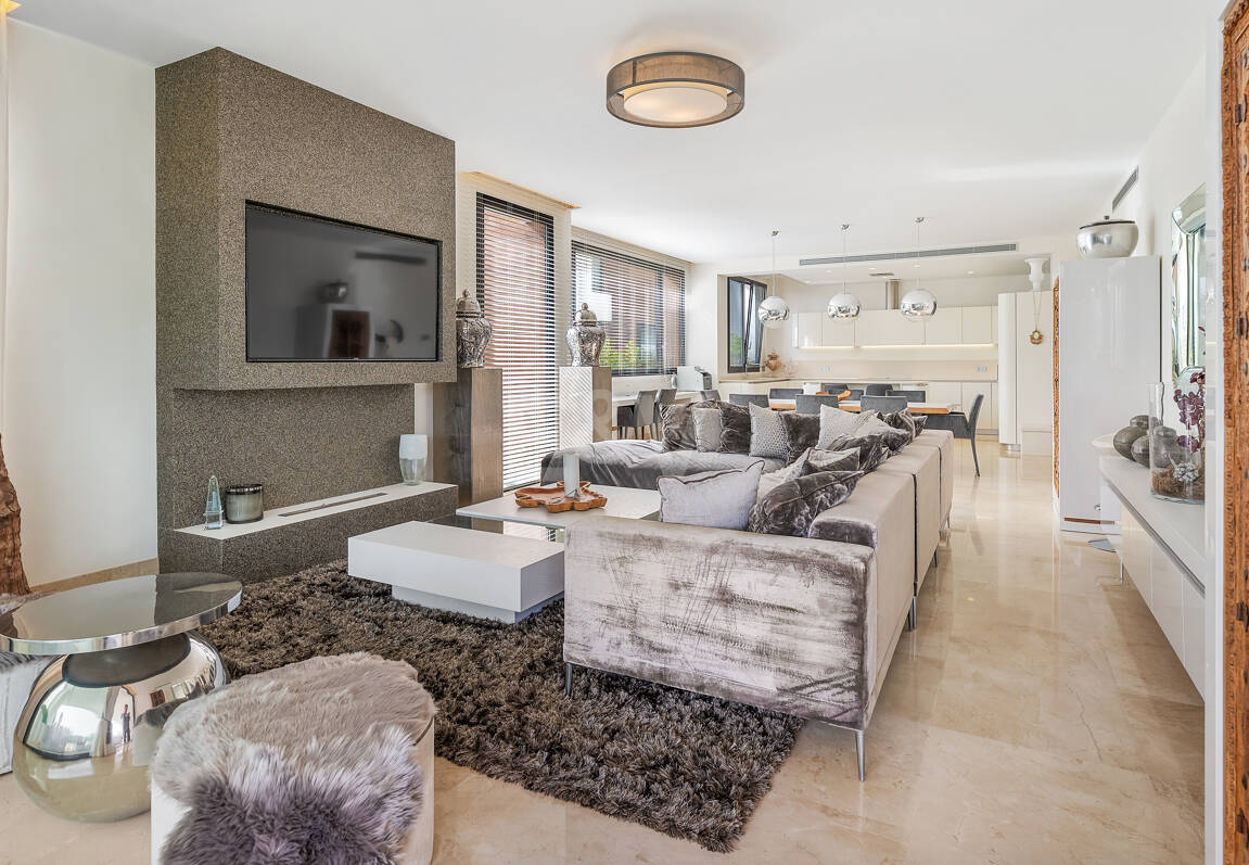 Luxury 5-Bedroom Ground Floor Duplex in Sierra Blanca, Golden Mile | Mid & Long-Term Rental