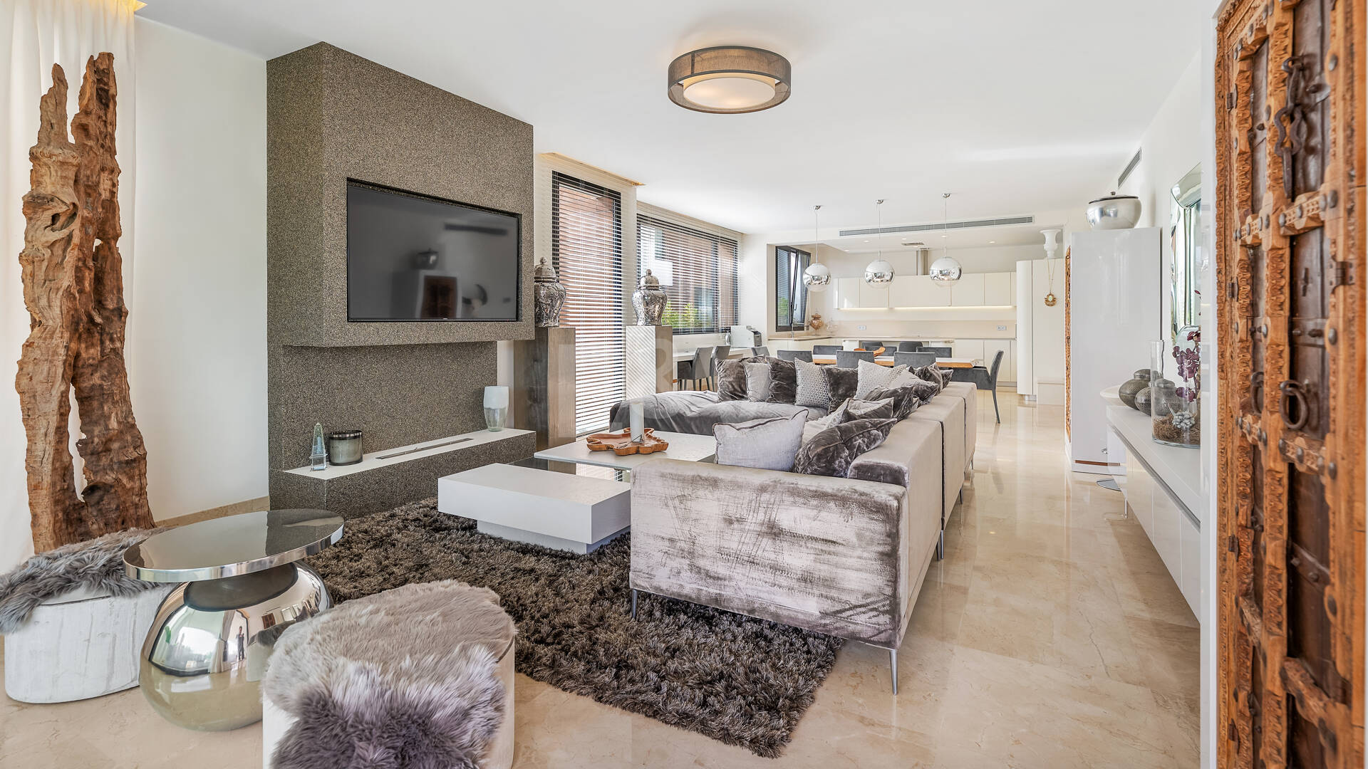 Luxury 5-Bedroom Ground Floor Duplex in Sierra Blanca, Golden Mile | Mid & Long-Term Rental