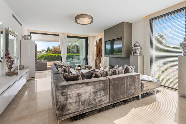 Luxury 5-Bedroom Ground Floor Duplex in Sierra Blanca, Golden Mile | Mid & Long-Term Rental