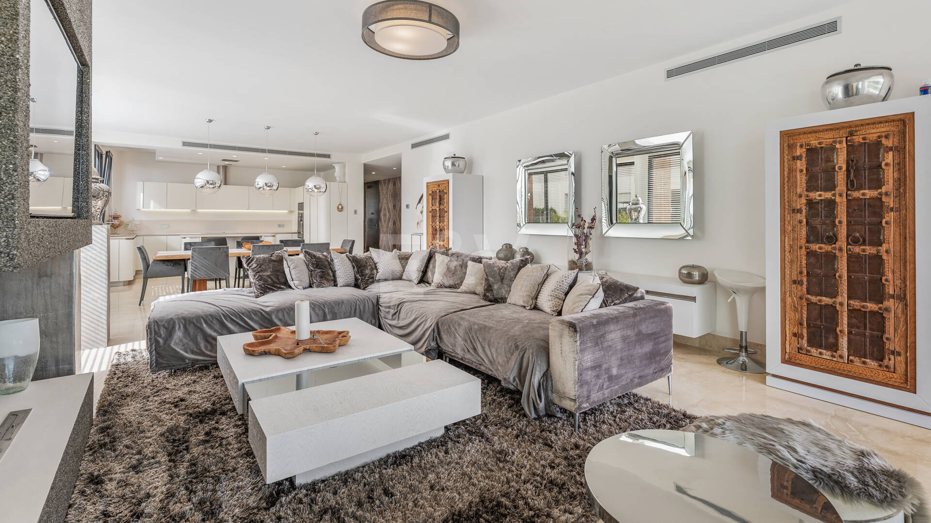 Luxury 5-Bedroom Ground Floor Duplex in Sierra Blanca, Golden Mile | Mid & Long-Term Rental