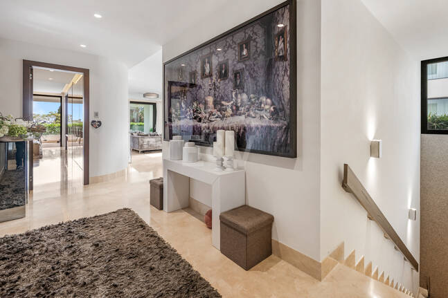 Luxury 5-Bedroom Ground Floor Duplex in Sierra Blanca, Golden Mile | Mid & Long-Term Rental