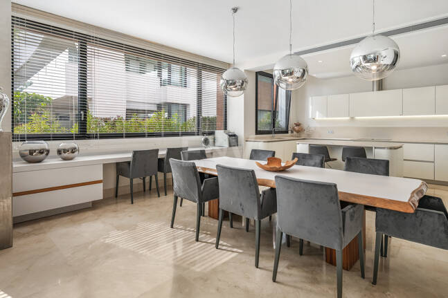 Luxury 5-Bedroom Ground Floor Duplex in Sierra Blanca, Golden Mile | Mid & Long-Term Rental