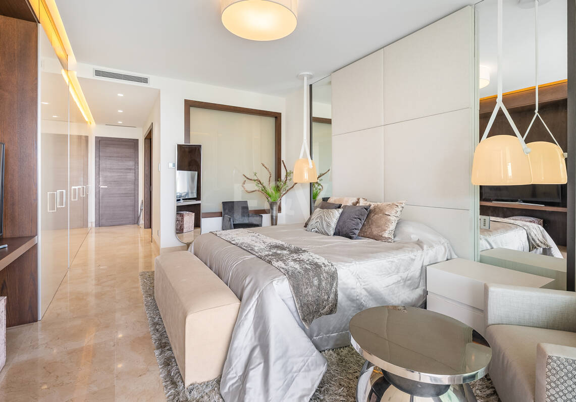 Luxury 5-Bedroom Ground Floor Duplex in Sierra Blanca, Golden Mile | Mid & Long-Term Rental