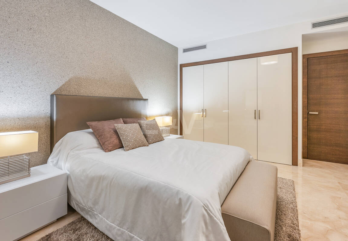 Luxury 5-Bedroom Ground Floor Duplex in Sierra Blanca, Golden Mile | Mid & Long-Term Rental