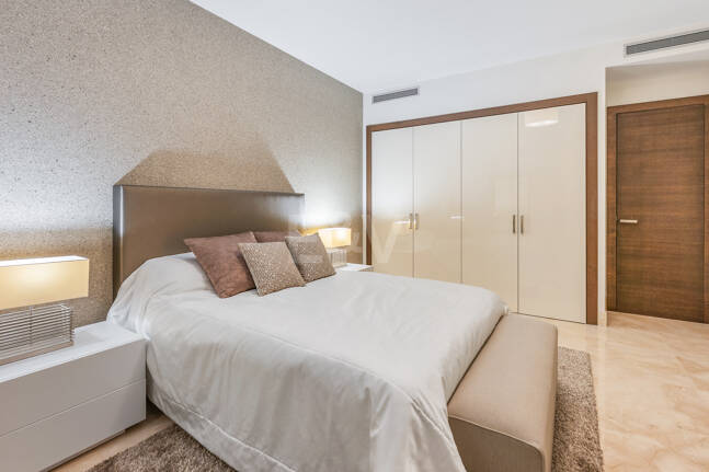 Luxury 5-Bedroom Ground Floor Duplex in Sierra Blanca, Golden Mile | Mid & Long-Term Rental