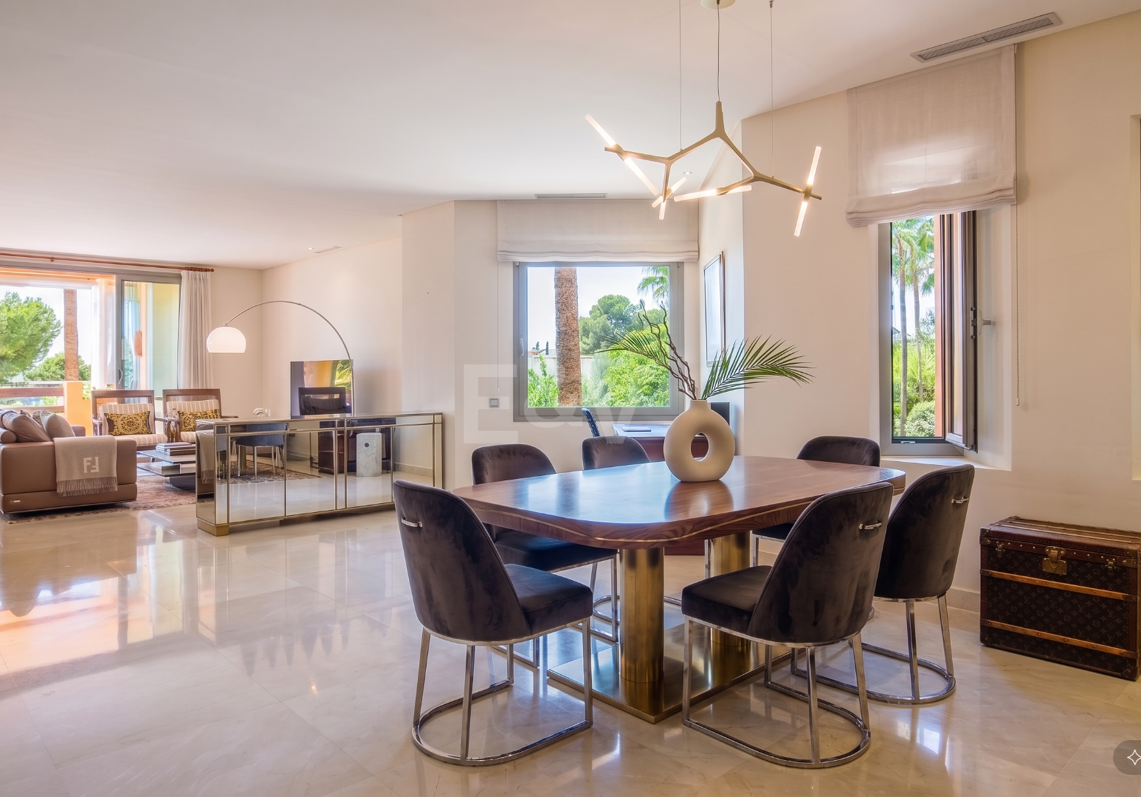 Elegant South-Facing Apartment with Panoramic Sea Views in Mansion Club