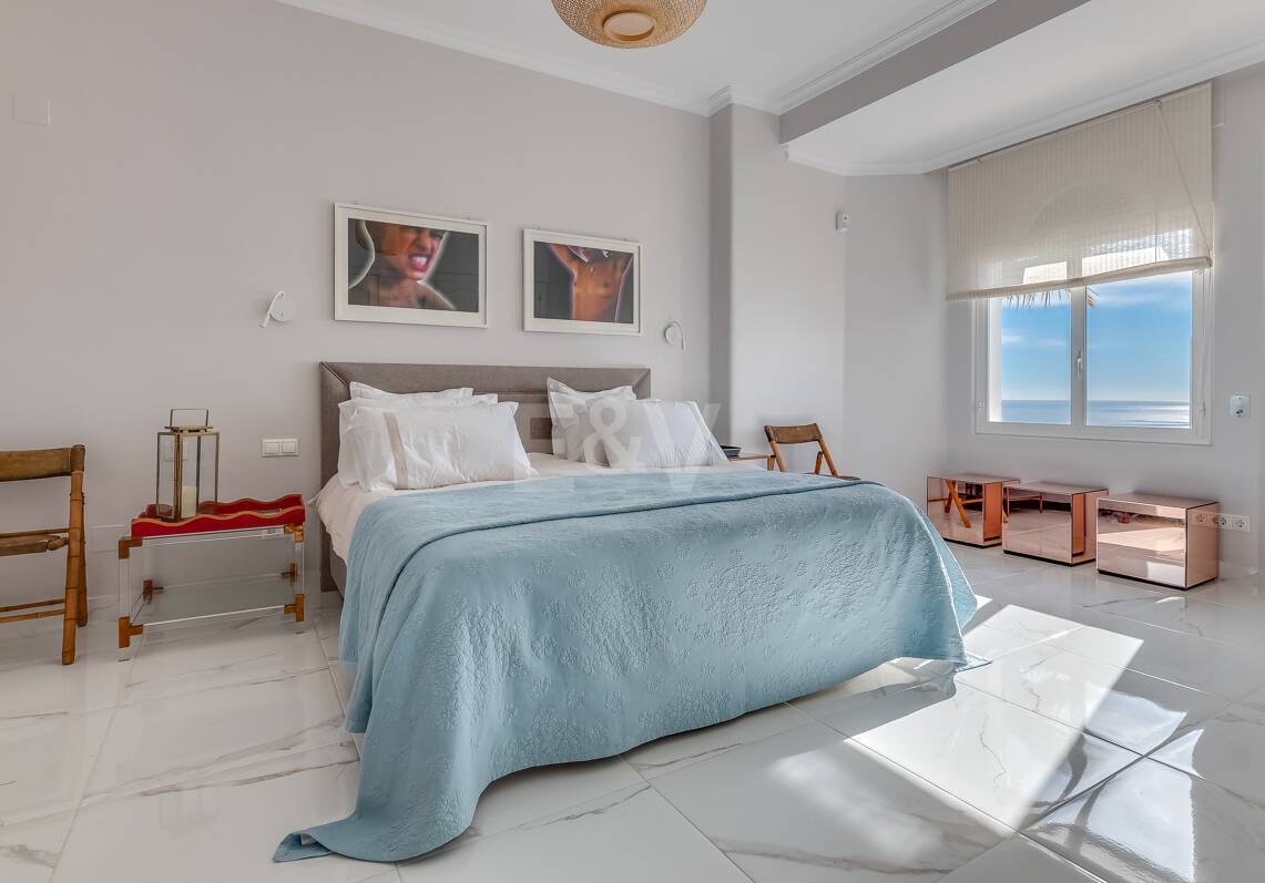 Exklusive 2-Zimmer-Wohnung mit privatem beheiztem Pool & Panoramablick – Goldene Meile Marbella.