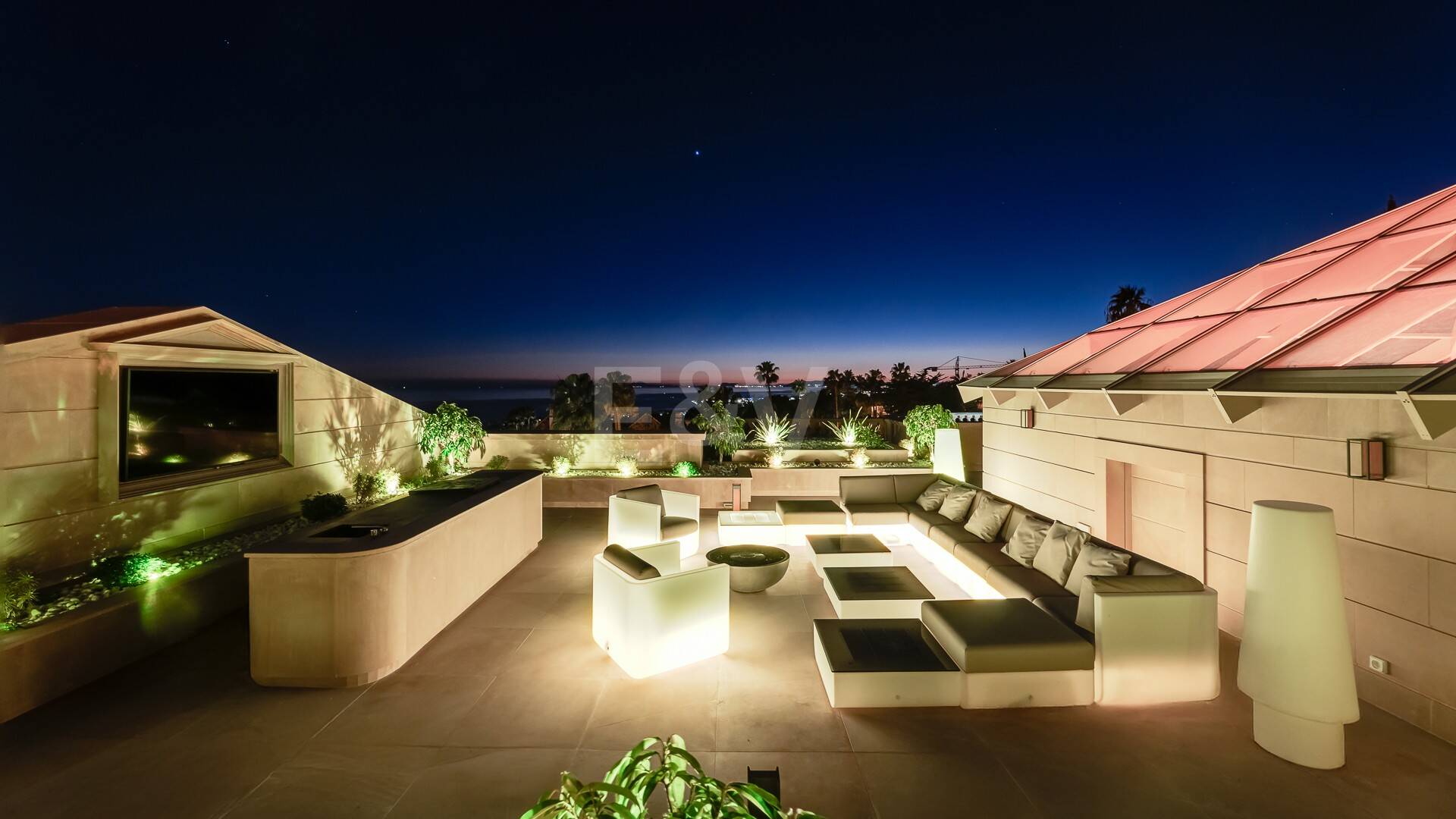 Mansión neoclásica con un toque moderno