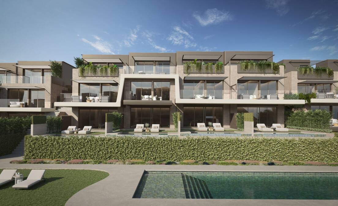 Contemporary Semi-Detached Villa Immersed in Nature