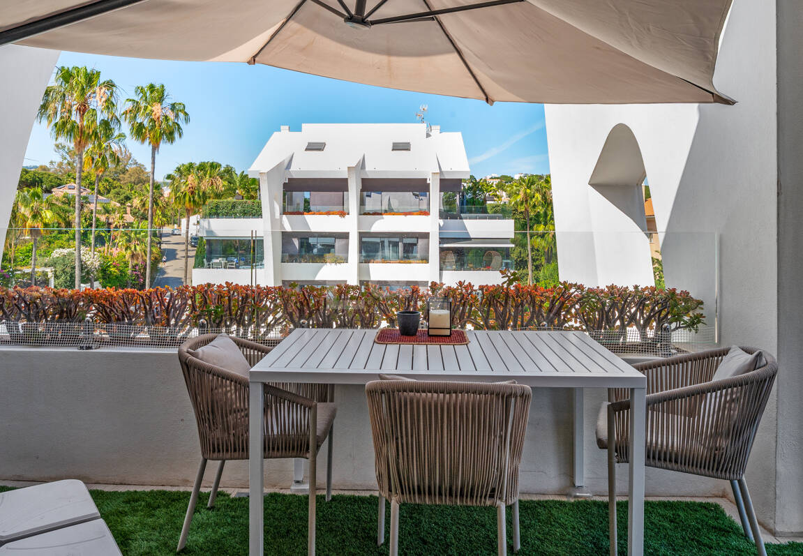Ático Dúplex cerca de la Playa en Marbesa, Marbella Este