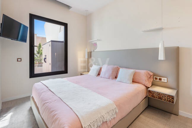 Ático Dúplex cerca de la Playa en Marbesa, Marbella Este