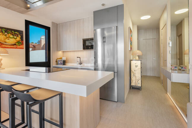 Ático Dúplex cerca de la Playa en Marbesa, Marbella Este