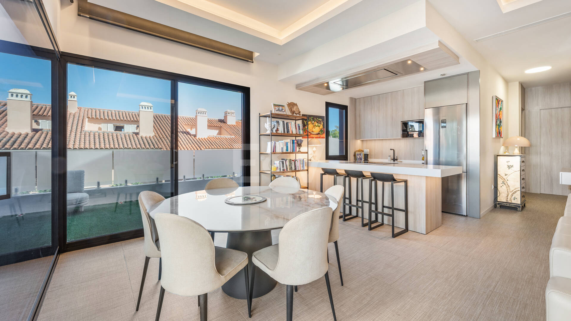 Ático Dúplex cerca de la Playa en Marbesa, Marbella Este