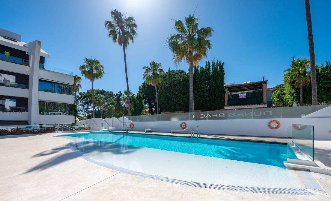 Ático Dúplex cerca de la Playa en Marbesa, Marbella Este