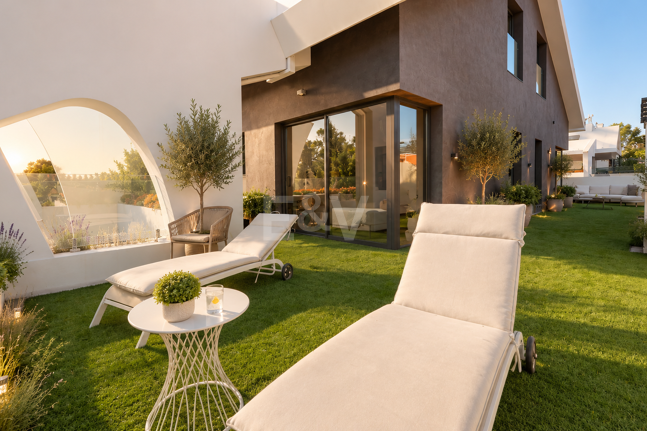 Duplex Penthouse near the Beach in Marbesa, Marbella East