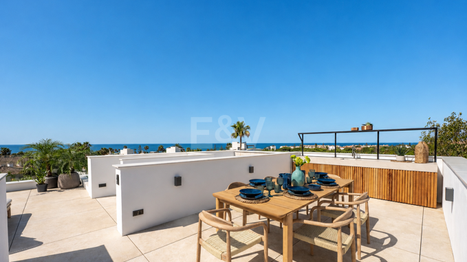Stylish Villa with Sea Views next to the Beach in a Prime Location