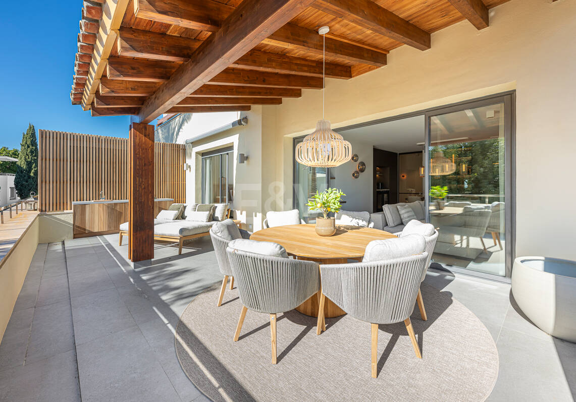 Elégant Appartement 3 Chambres avec Vue sur la mer à Imara