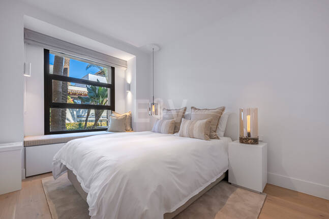Elegante 3-Schlafzimmer-Wohnung Mit Meerblick in Imara