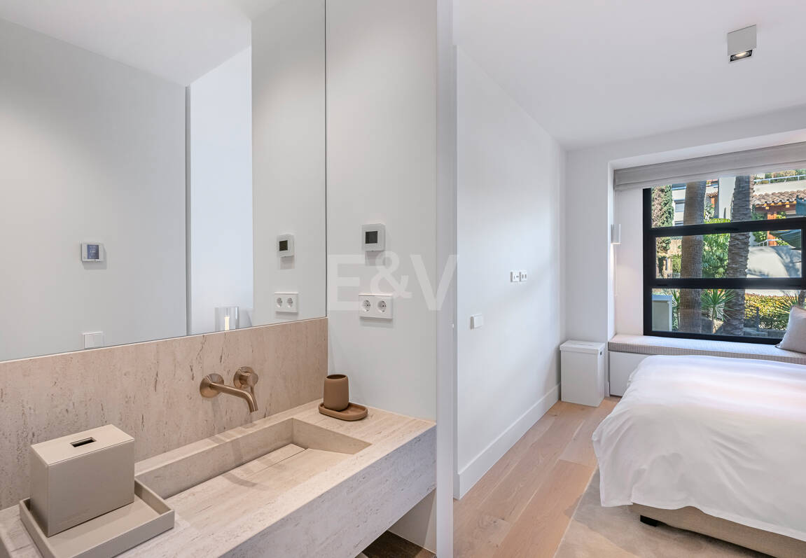 Elegante 3-Schlafzimmer-Wohnung Mit Meerblick in Imara