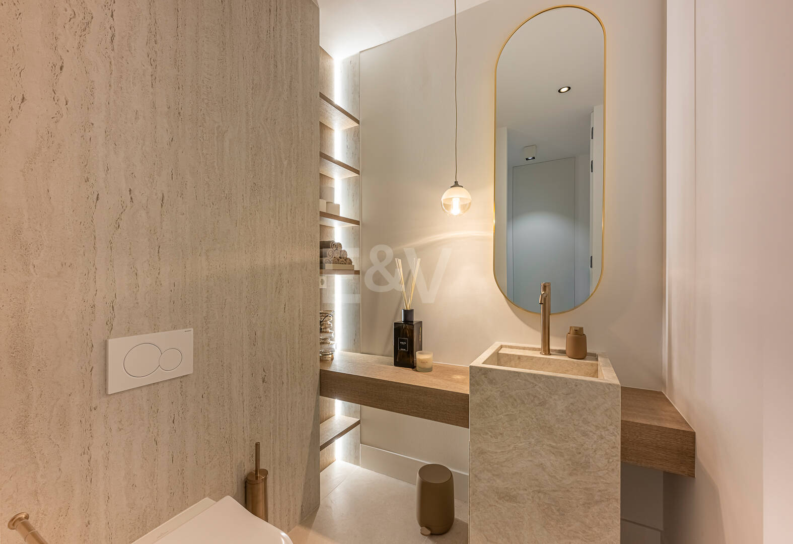 Elegante 3-Schlafzimmer-Wohnung Mit Meerblick in Imara