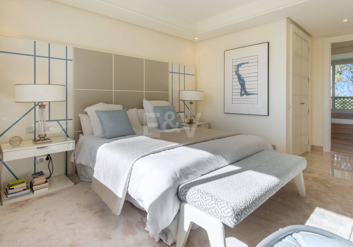 Luxueux Golden Mile Appartement à La Trinidad avec vue sur la mer et la montagne