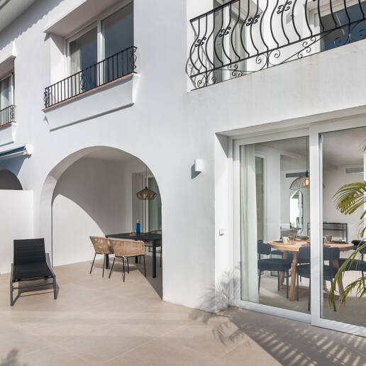 Stilvoll Gestaltetes Zuhause mit Beeindruckendem Panoramablick und Touristenlizenz