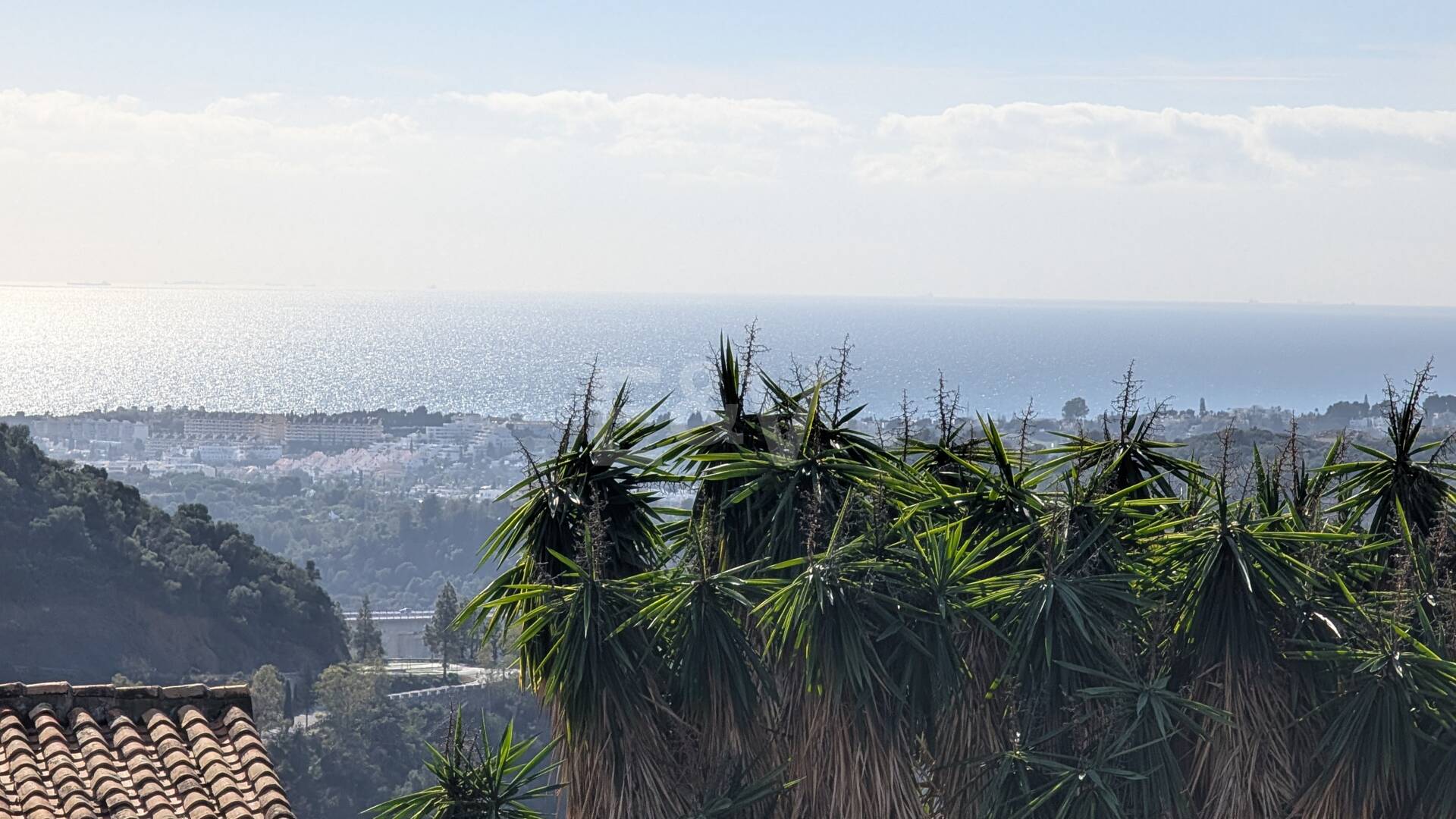 Stilvoll Gestaltetes Zuhause mit Beeindruckendem Panoramablick und Touristenlizenz