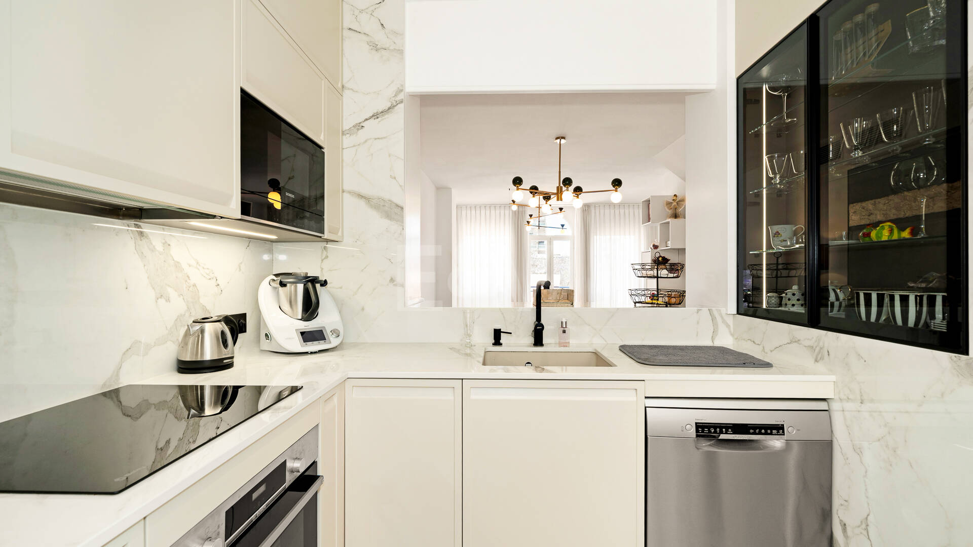 Elegante Duplex-Wohnung in Strandnähe im Herzen von Marbella