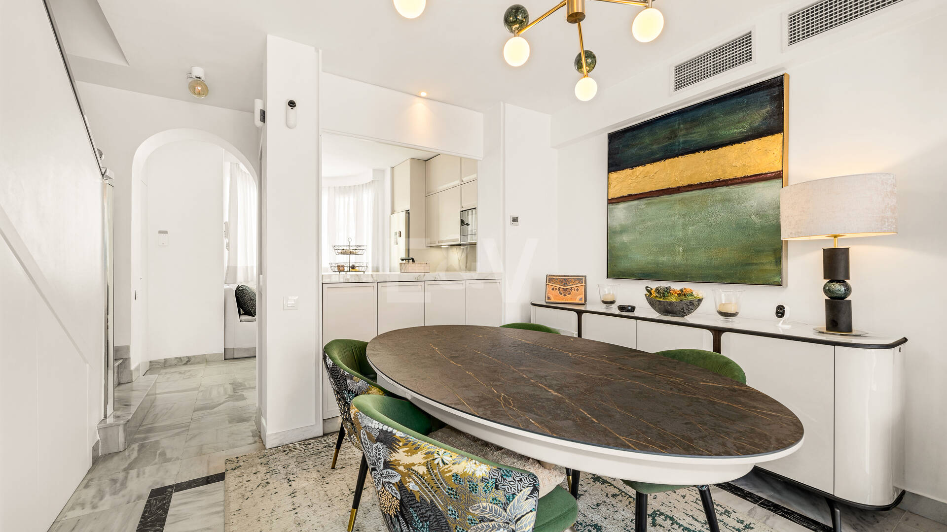 Elegante Duplex-Wohnung in Strandnähe im Herzen von Marbella