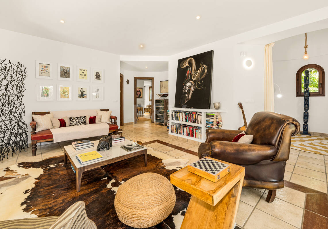 Villa am Strand mit Gästehaus und privatem Pool