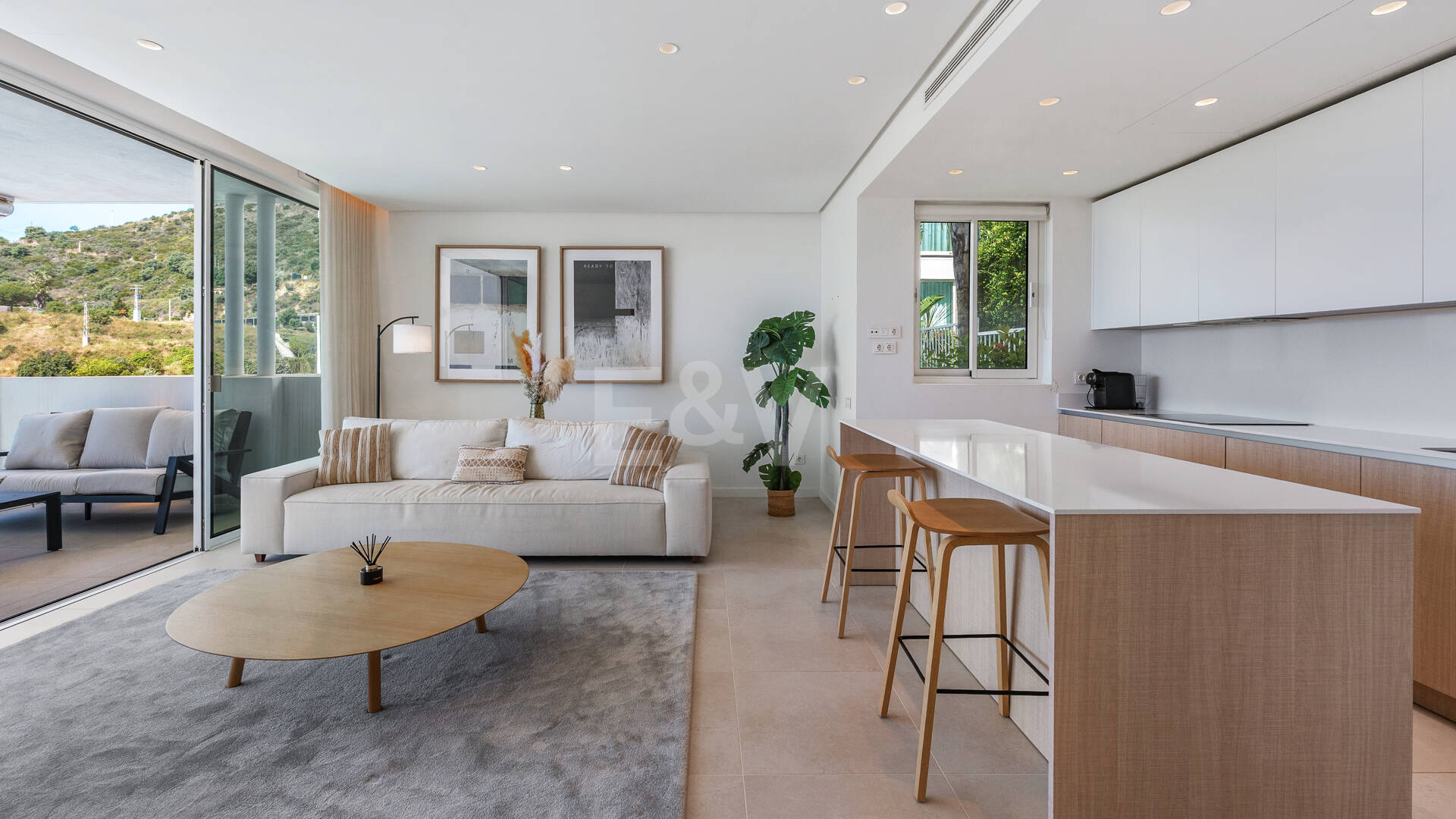 Exclusive Investment Opportunity with Panoramic Views in Palo Alto Marbella