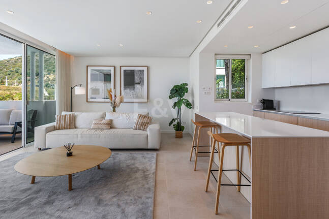Exclusive Investment Opportunity with Panoramic Views in Palo Alto Marbella
