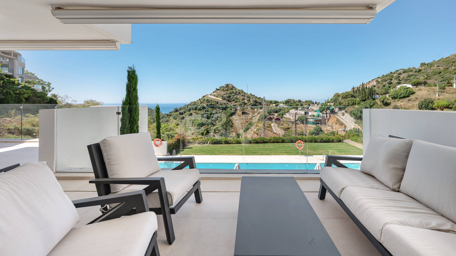 Exclusive Investment Opportunity with Panoramic Views in Palo Alto Marbella
