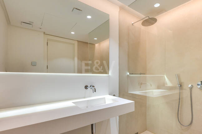 Exclusive Investment Opportunity with Panoramic Views in Palo Alto Marbella