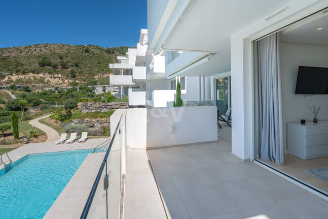 Exclusive Investment Opportunity with Panoramic Views in Palo Alto Marbella