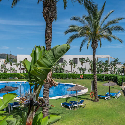 Spacious 3-Bedroom Apartment with Sea Views in Altos de Los Monteros, Marbella